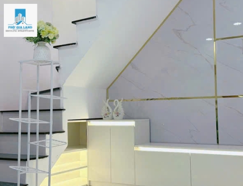 Bán nhà  Huỳnh Tân phát quận 7