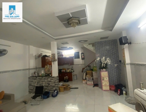 NHÀ PHỐ 3 TẦNG - LIỀN KỀ QUẬN 1 ,Q4 .