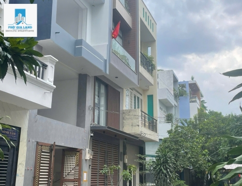 NHÀ 3 TẦNG - MT ĐƯỜNG XE HƠI 8M - KẾ BÊN VINCOM NAM LONG - TRẦN TRỌNG CUNG - Q7 .