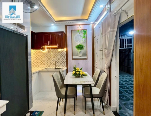 NHÀ ĐẸP - MỚI HOÀN THIỆN - GỐC 2 MẶT TIỀN 