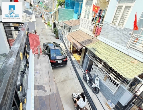NHÀ BÁN HẺM XE HƠI -  VÀO TỚI NHÀ