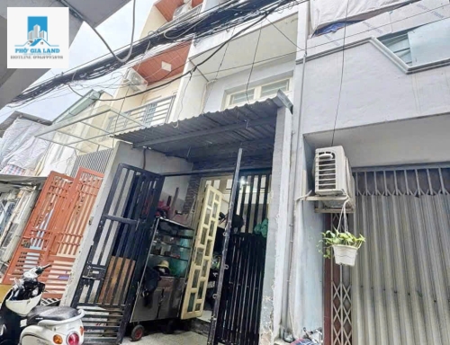 Bán nhà mặt tiền hẻm 67/ đường Trần Xuân Soạn Q.7