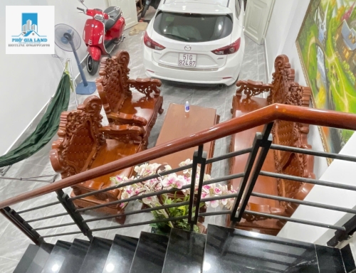 BÁN NHÀ 3 TẦNG- XE HƠI 🚘 NGỦ TRONG NHÀ