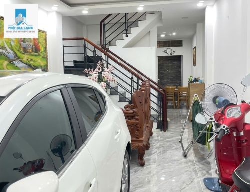 BÁN NHÀ 3 TẦNG- XE HƠI 🚘 NGỦ TRONG NHÀ