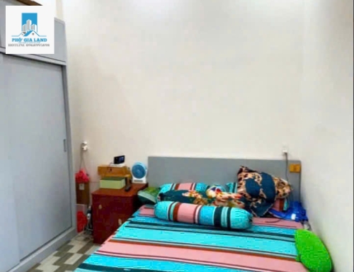 BÁN NHÀ HẺM XE HƠI QUAY ĐẦU THỔI MÁI