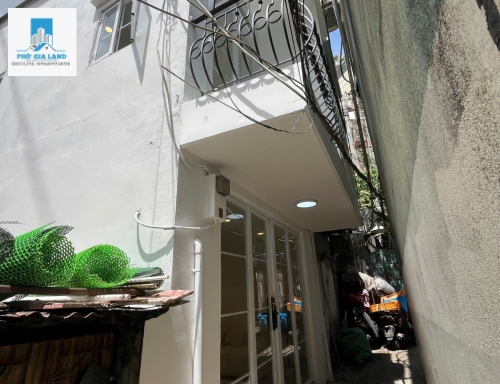 181/3A Trần Xuân Soạn, p Tân Thuận Tây, quận 7