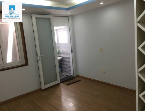  CHO THUÊ NHÀ NGUYÊN CĂN MẶT TIỀN HẺM XE HƠI