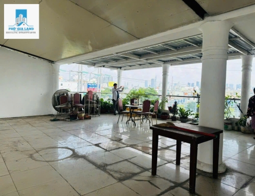  Cho thuê nhà mặt tiền Nguyễn Văn Linh, Q7