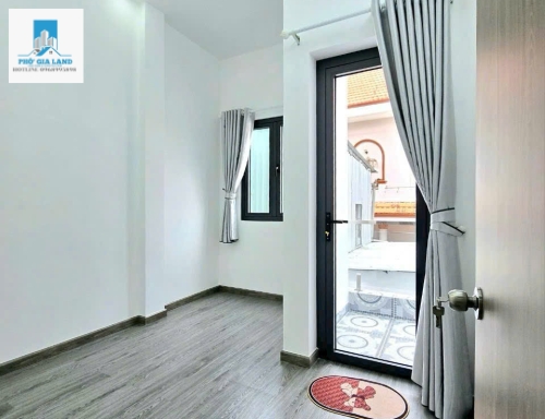 Nhà 2 tầng hẻm 1806 .huỳnh tấn phát