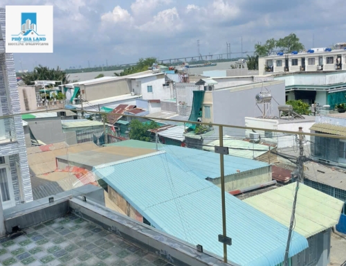 BÁN NHÀ 3 TẦNG – CÁCH MẶT TIỀN XE HƠI 30M📍 Huỳnh Tấn Phát – Nhà Bè