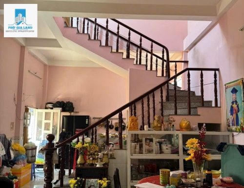 BÁN NHÀ HẺM 1027 HUỲNH TẤN PHÁT