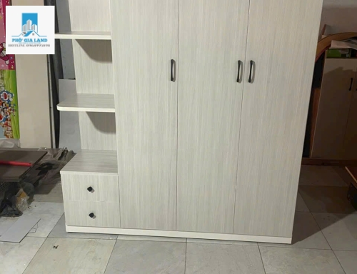 TỦ QUẦN ÁO CÓ KỆ TRANG TRÍ