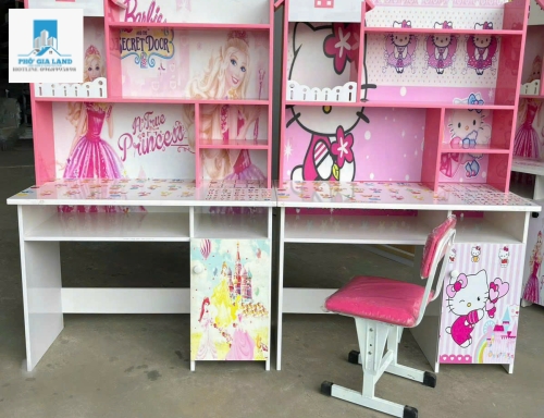 MẪU BÀN HỌC MÀU HỒNG HELLO KITTY