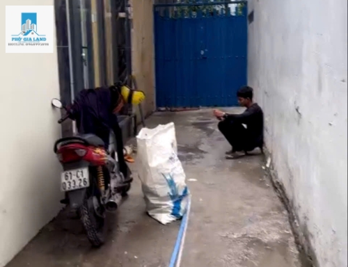 Giá nhỉnh hơn 4 Tỷ Bán nhà đường Tân Mỹ 