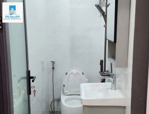 BÁN NHÀ MỚI ĐẸP - GẦN VINCOM NAM LONG - QUẬN 7 . 