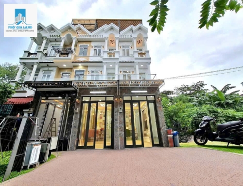 🏡 BÁN 2 CĂN NHÀ MỚI – HẺM 2266, XE HƠI ĐỖ TRƯỚC NHÀ