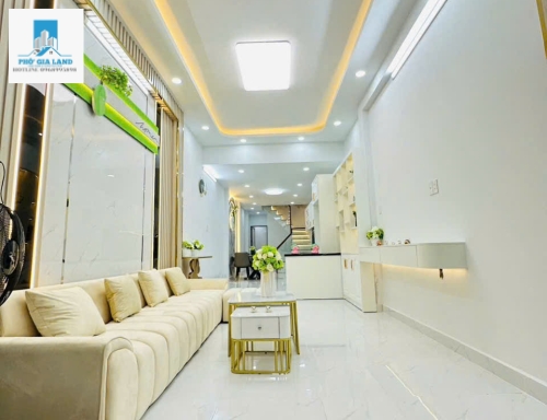 Nhà bán mặt tiền  đào tông nguyên