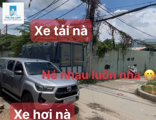 BÁN 2 LÔ ĐẤT MẶT TIỀN HẺM - XE HƠI 🚘- GẦN CHỢ PHÚ THUẬN - QUẬN 7 .