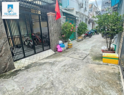NHÀ HẺM XE HƠI 🚘 HUỲNH TẤN PHÁT - P. BÌNH THUẬN - QUẬN 7 . 