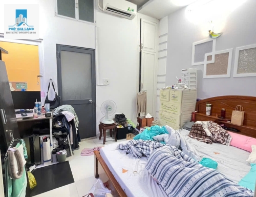  NHÀ 2 TẦNG - KIÊN CỐ - GẦN CHỢ PHÚ THUẬN, QUẬN 7