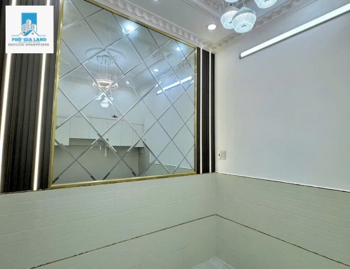 BÁN NHÀ HẼM XE HƠI HUỲNH TẤN PHÁT PHÚ XUÂN NHÀ BÈ