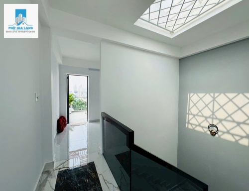  CHÍNH CHỦ CẦN BÁN GẤP NHÀ ĐẸP – HẺM XE HƠI – FULL NỘI THẤT – CHỈ 7.45 TỶ