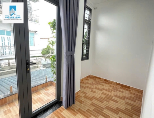 NHÀ MẶT TIỀN HẺM 1886/71 ĐƯỜNG HUỲNH TẤN PHÁT