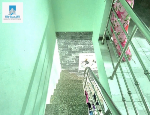 - Nhà hẻm 48/3 đường số 1 Chợ Tân Mỹ, Q