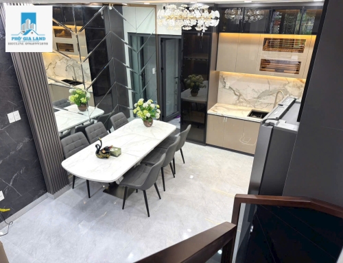 CHÍNH CHỦ BÁN NHÀ MẶT TIỀN HẺM NGUYỄN THỊ THẬP – QUẬN 7