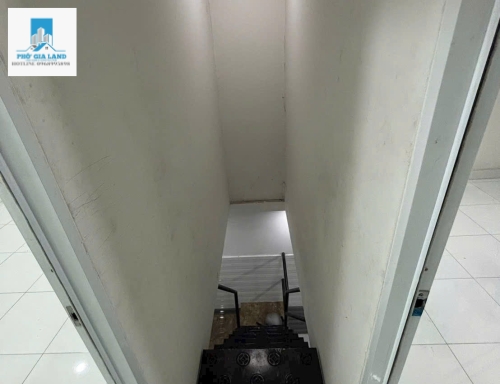 Bán nhà hẻm 98 Nguyễn Thị Thập . Quận 7