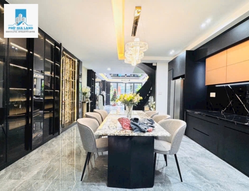 🔥 Nhà Phố Mặt Tiền Kinh Doanh Phạm Hữu Lầu, Quận 7 – 16.8 Tỷ ( gặp và làm việc chính chủ )