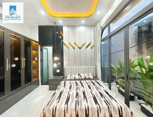 BÁN NHÀ ĐẸP SỔ HỒNG RIÊNG HẺM 1834 LÔ NHÌ CÁCH HUỲNH TẤN PHÁT - 10M 