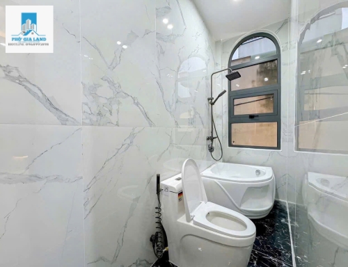 BÁN NHÀ ĐẸP SỔ HỒNG RIÊNG HẺM 1834 LÔ NHÌ CÁCH HUỲNH TẤN PHÁT - 10M 