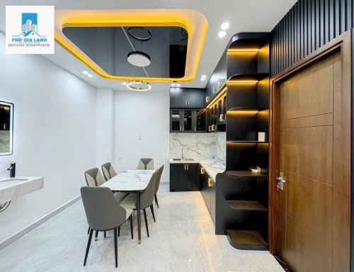 BÁN NHÀ ĐẸP SỔ HỒNG RIÊNG HẺM 1834 LÔ NHÌ CÁCH HUỲNH TẤN PHÁT - 10M 