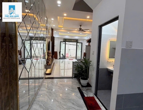🏡 BÁN NHÀ HẺM 28 PHÚ THUẬN – CÁCH ĐƯỜNG PHÚ THUẬN CHỈ 50M 📍 Vị trí đắc địa, ngay ngã tư Huỳnh Tấn Phát – Phú Thuận, về Phú Mỹ Hưng chỉ 2 phút.