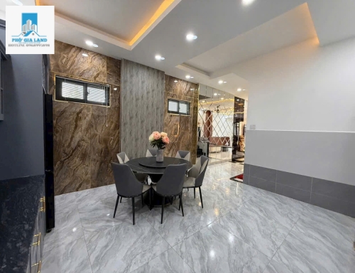 🏡 BÁN NHÀ HẺM 28 PHÚ THUẬN – CÁCH ĐƯỜNG PHÚ THUẬN CHỈ 50M 📍 Vị trí đắc địa, ngay ngã tư Huỳnh Tấn Phát – Phú Thuận, về Phú Mỹ Hưng chỉ 2 phút.