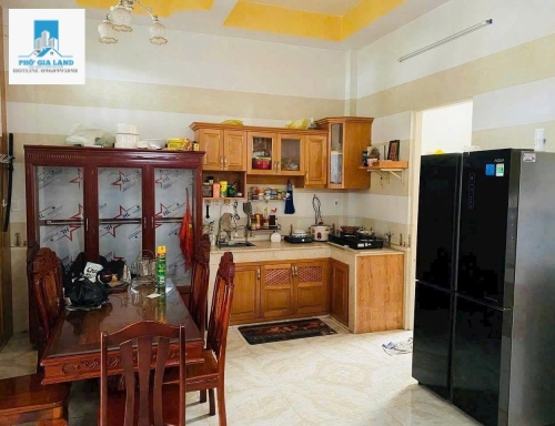 💎 Siêu Phẩm Sân Vườn 136m² – 1 Trệt 1 Lầu – 3PN – 3WC – Hẻm Xe Hơi-Gần Phú Mỹ Hưng👍