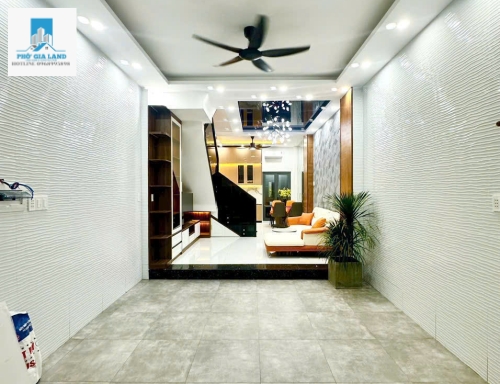 🌿 BÁN NHÀ MẶT TIỀN HẼM XE HƠI – HẺM 1806 HUỲNH TẤN PHÁT, TT. NHÀ BÈ 🌿