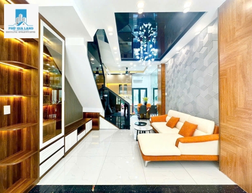 🌿 BÁN NHÀ MẶT TIỀN HẼM XE HƠI – HẺM 1806 HUỲNH TẤN PHÁT, TT. NHÀ BÈ 🌿