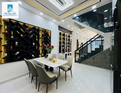 Chính chủ bán nhà ăn tết quận 7 hẻm xe hoi 4 chỗ