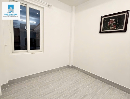BIỆT THỰ MINI - ĐƯỜNG TRƯỚC NHÀ 12M , QUẬN 7 .