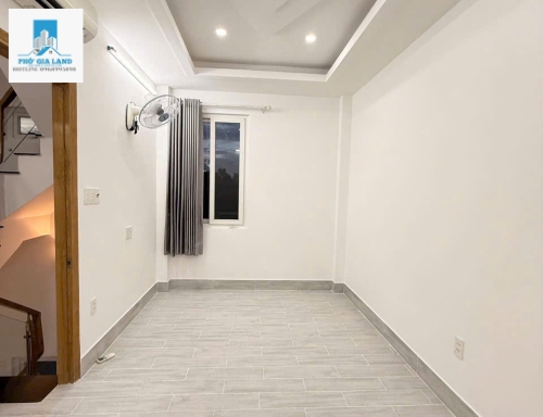 BIỆT THỰ MINI - ĐƯỜNG TRƯỚC NHÀ 12M , QUẬN 7 .