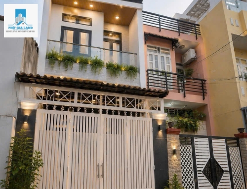 NHÀ 3 TẦNG KHU LÂM VĂN BỀN , P. TÂN QUY, QUẬN 7.