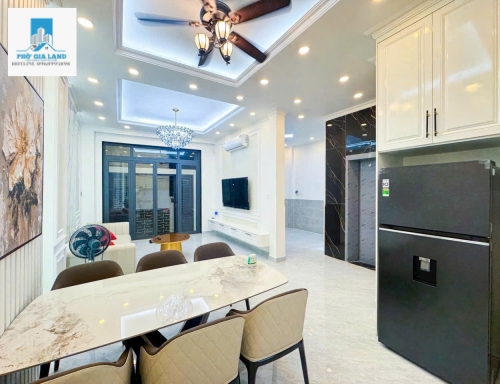 BÁN CĂN GÓC  HẺM 1027 HUỲNH TẤN PHÁT , PHÚ THUẬN , QUẬN 7 .