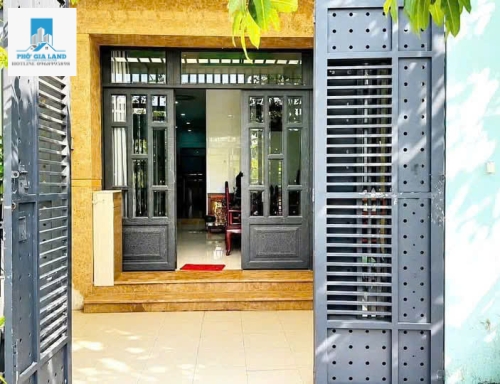 BÁN NHÀ 4 TẦNG - SÂN THƯỢNG ĐƯỜNG LÊ THỊ TÁM ,  NHÀ BÈ . 