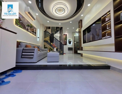 BÁN CĂN GÓC 2 MẶT HẺM - PHÚ THUẬN - QUẬN 7.