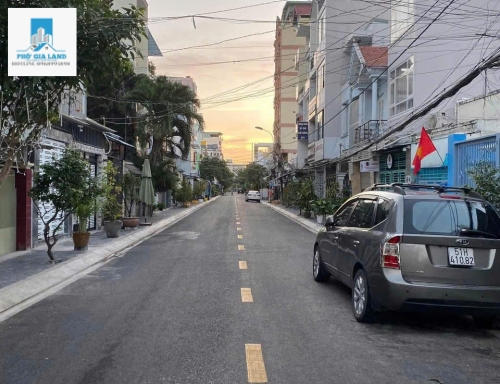 BÁN NHÀ MT ĐƯỜNG SỐ , P. TÂN QUY , QUẬN 7 .