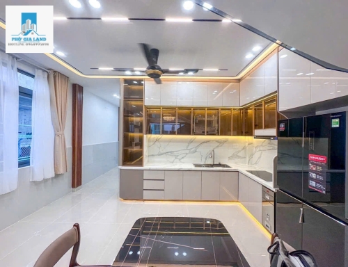 NHÀ HẺM GÓC 2 MT - HUỲNH TẤN PHÁT - NHÀ BÈ .