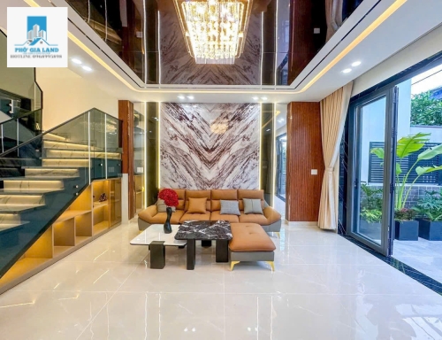 NHÀ HẺM GÓC 2 MT - HUỲNH TẤN PHÁT - NHÀ BÈ .