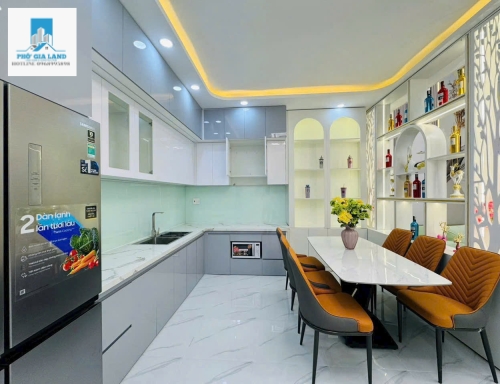 BÁN NHÀ HẺM ĐẸP - FULL NỘI THẤT , HUỲNH TẤN PHÁT , NHÀ BÈ . 